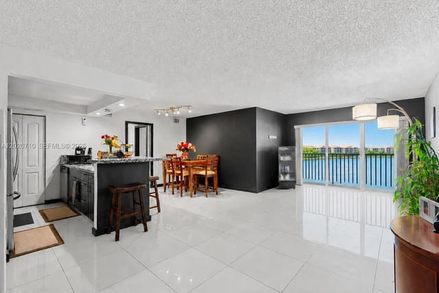 15430 SW 82nd Lane 622, Continuum, Miami, FL