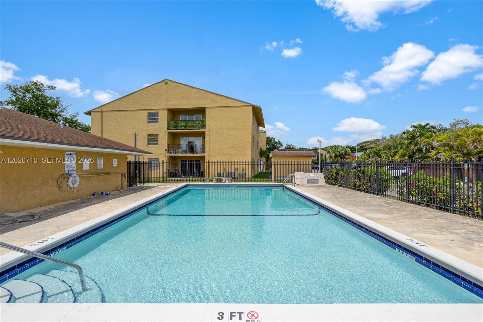 15430 SW 82nd Lane 622, Miami, FL 33193 photo 19