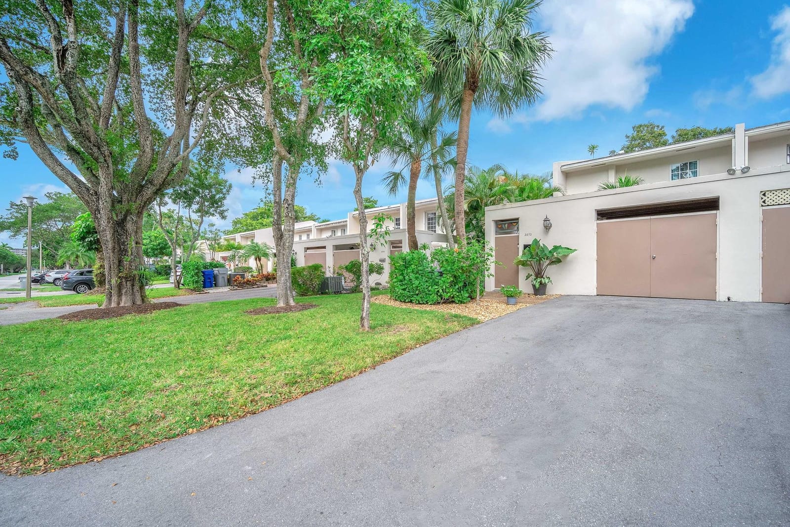 3073 N Palm Aire Drive 3073, Pompano Beach, FL 33069 photo 3