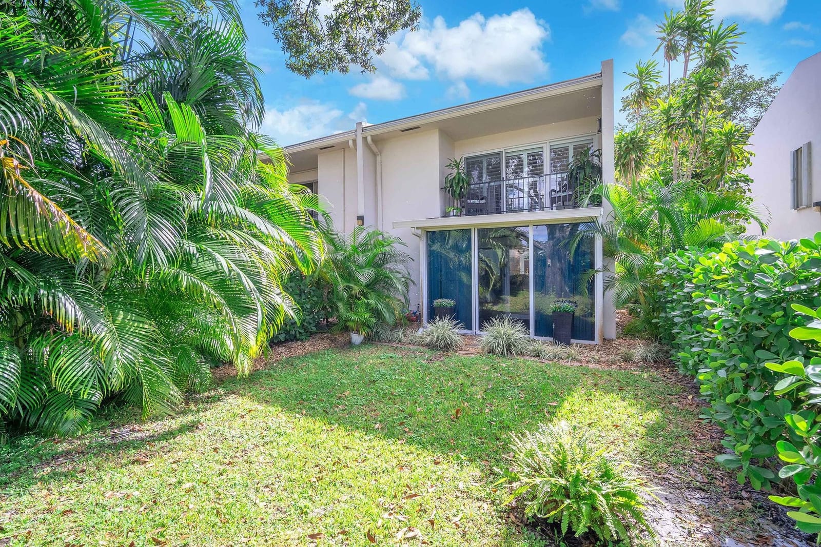 3073 N Palm Aire Drive 3073, Pompano Beach, FL 33069 photo 4