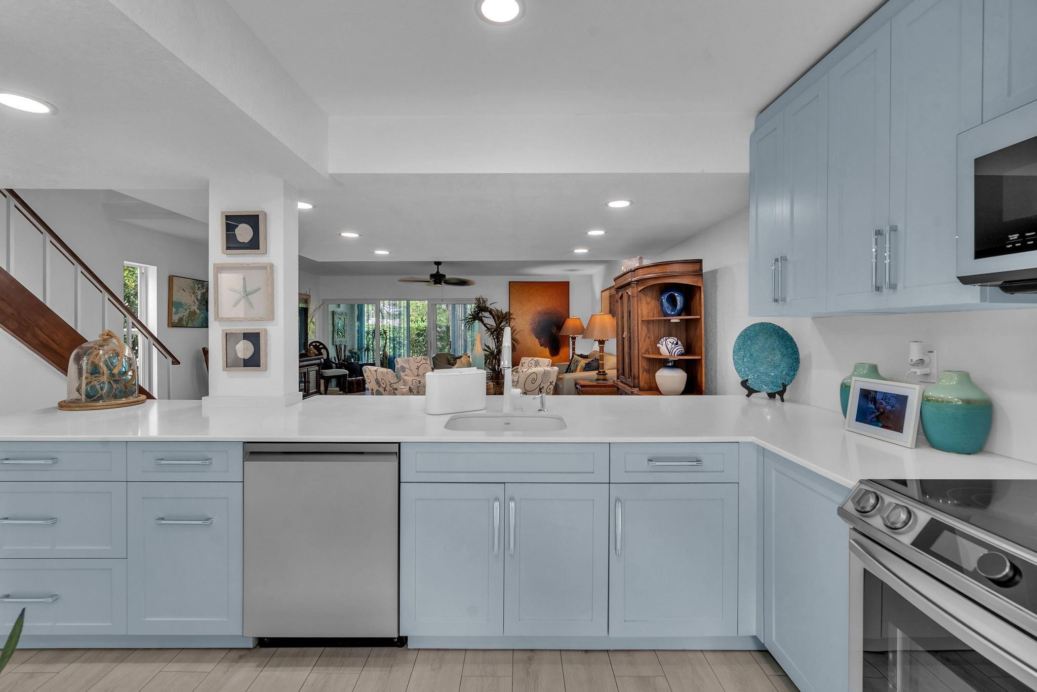 3073 N Palm Aire Drive 3073, Pompano Beach, FL 33069, Pompano Beach