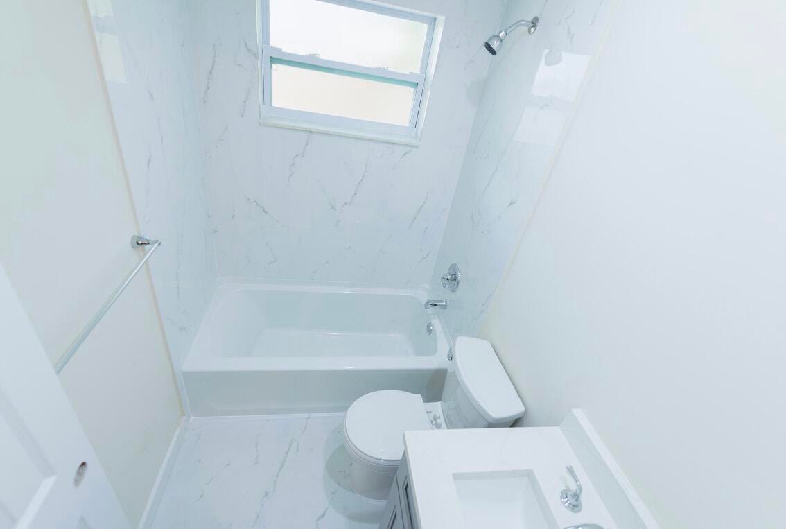 1867 Windsor Drive — photo 7