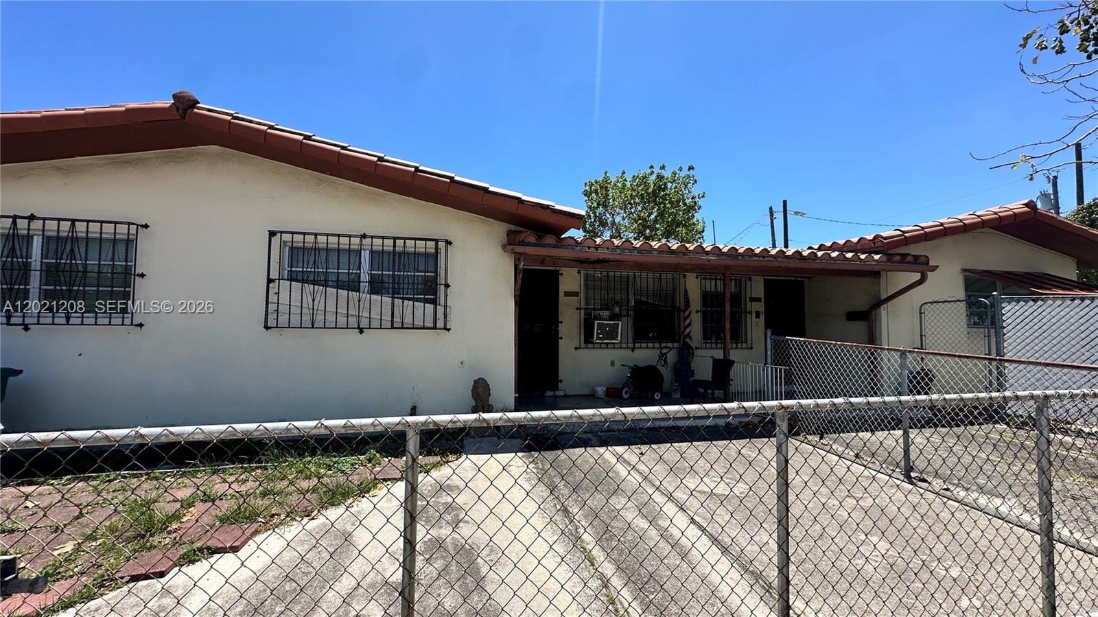1050 SW 10th Street, Miami, FL 33130