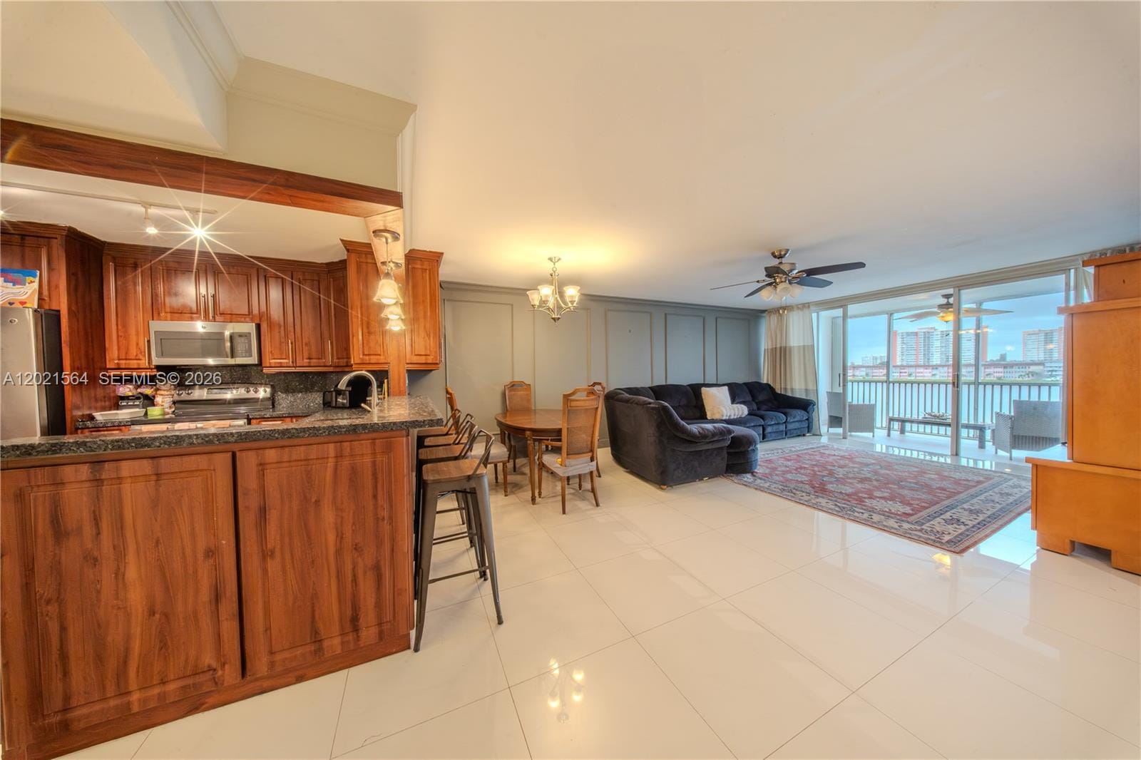 1660 NE 191st Street 410-1, Miami, FL 33179 photo 6