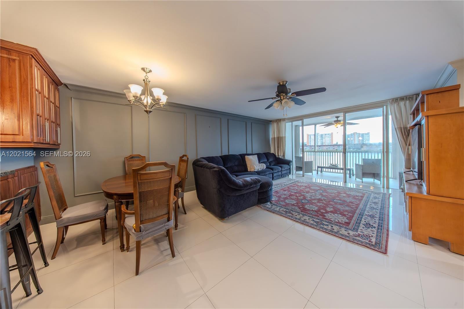 1660 NE 191st Street 410-1, Miami, FL 33179 photo 9