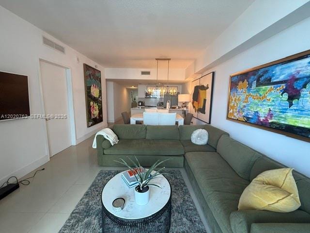 185 SW 7th Street 3803 — photo 2