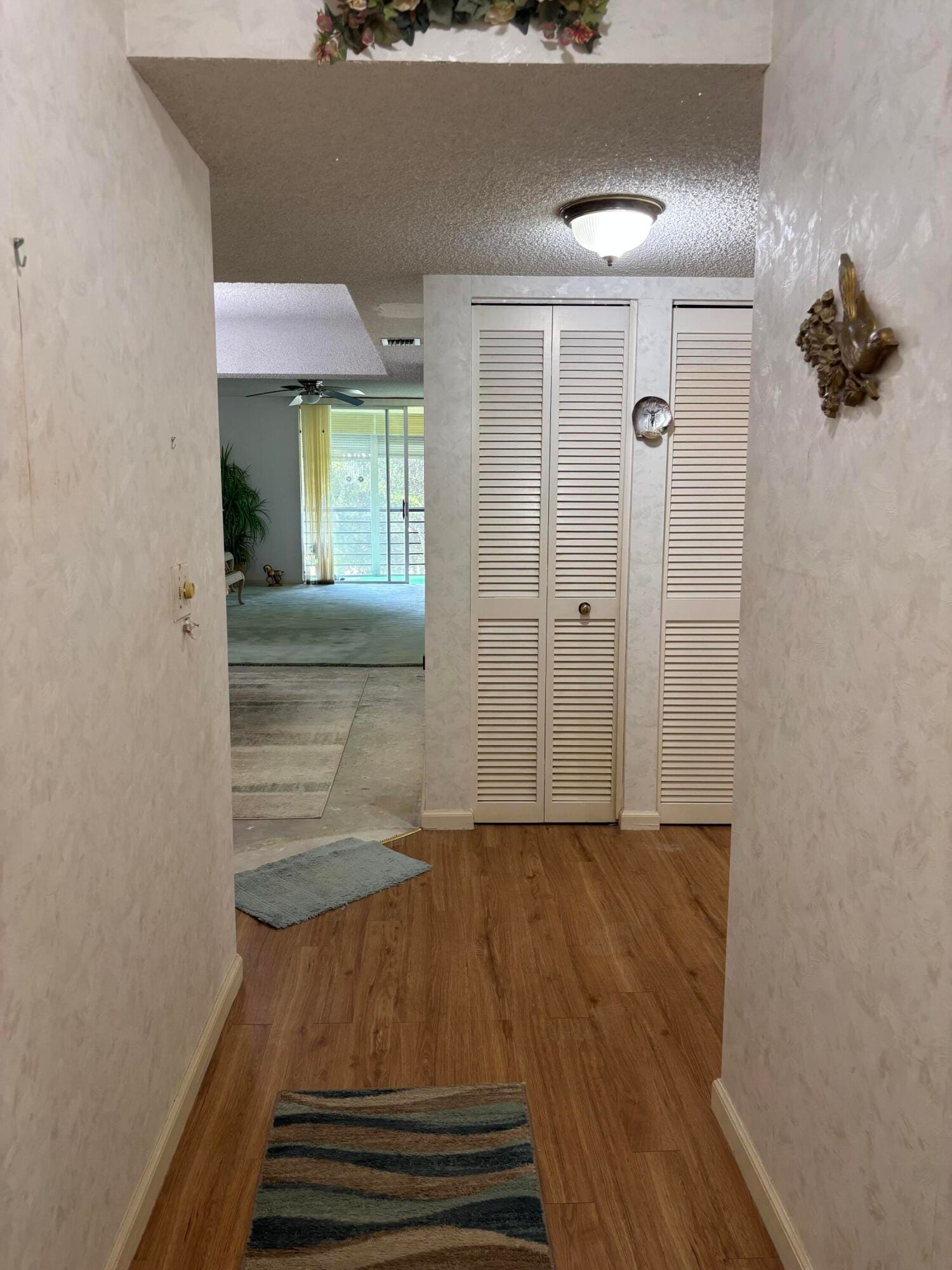 23277 Barwood Lane N 304 — photo 8