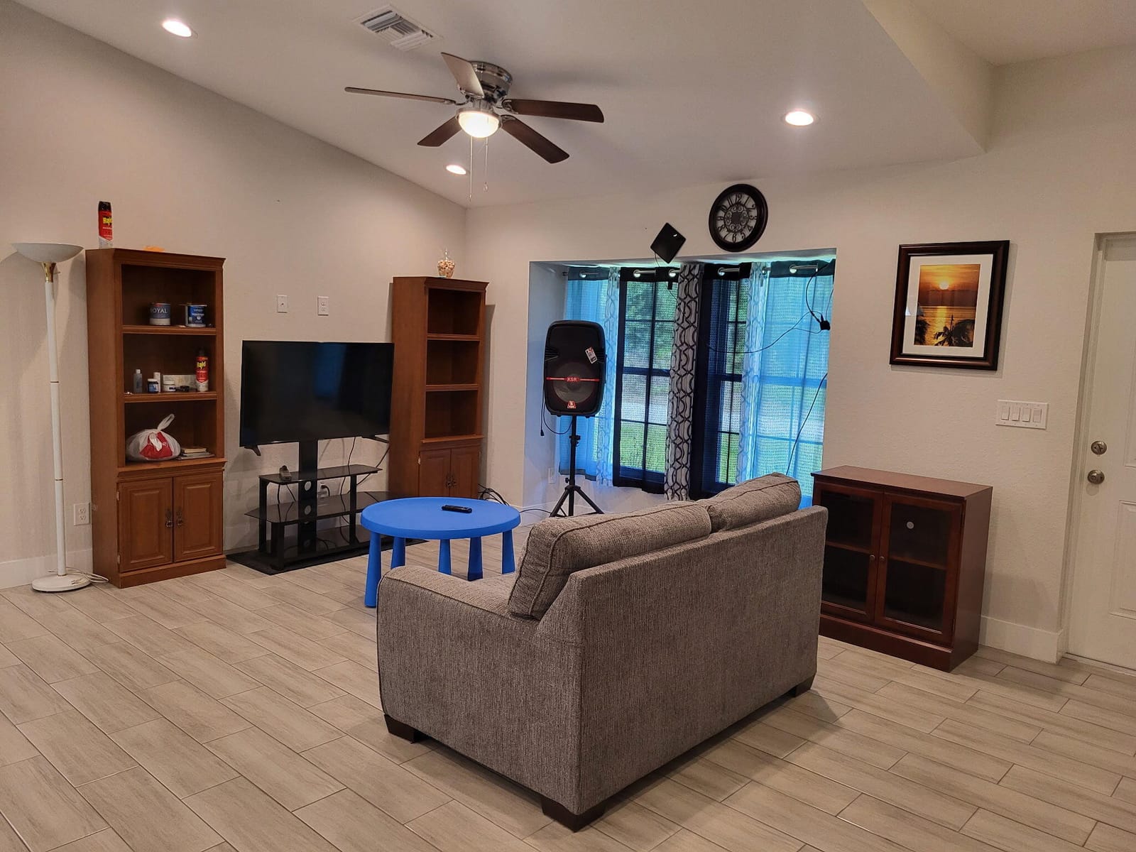 1046 S Cheney Ave Avenue S — photo 4