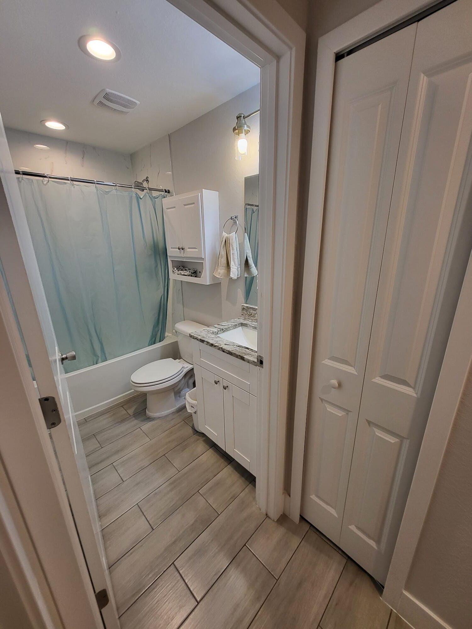 1046 S Cheney Ave Avenue S — photo 8