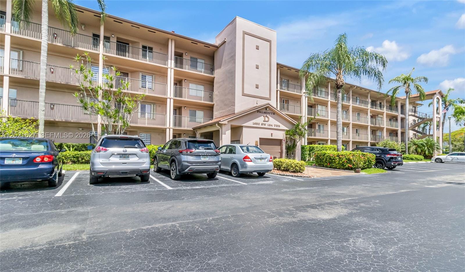 1650 SW 124th Terrace 211D, Pembroke Pines, FL 33027 photo 4
