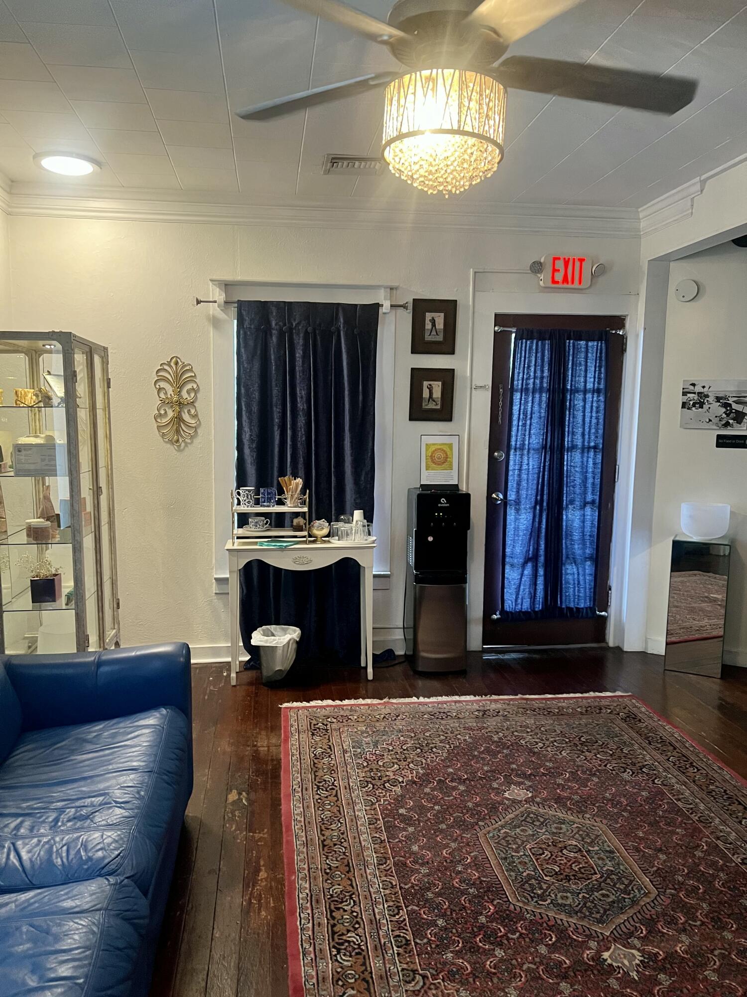 208 Avenue E — photo 12
