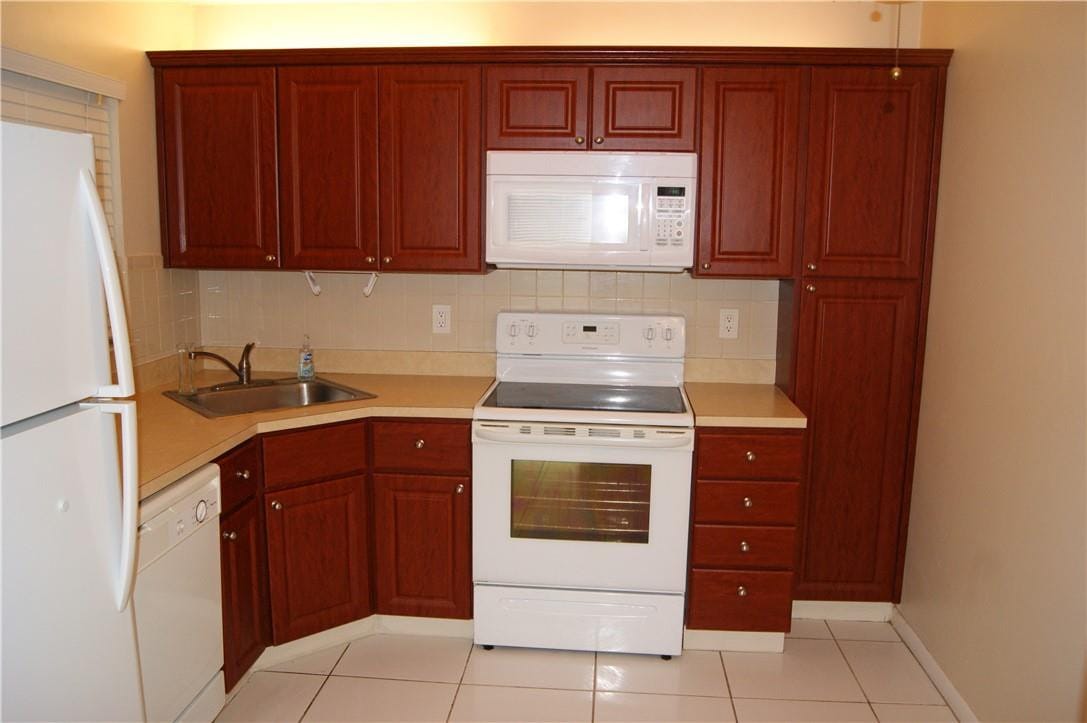 3781 Cocoplum Circle 3579 — photo 4