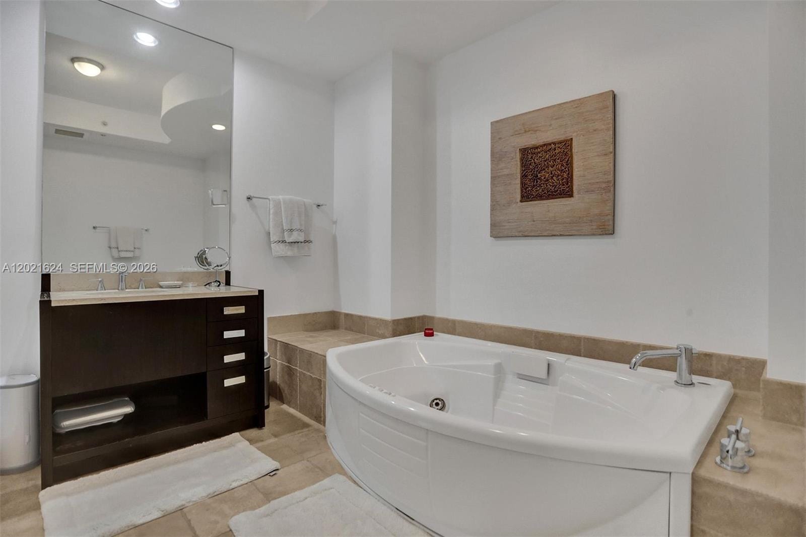 18201 Collins Avenue 4108, Sunny Isles Beach, FL 33160 photo 23