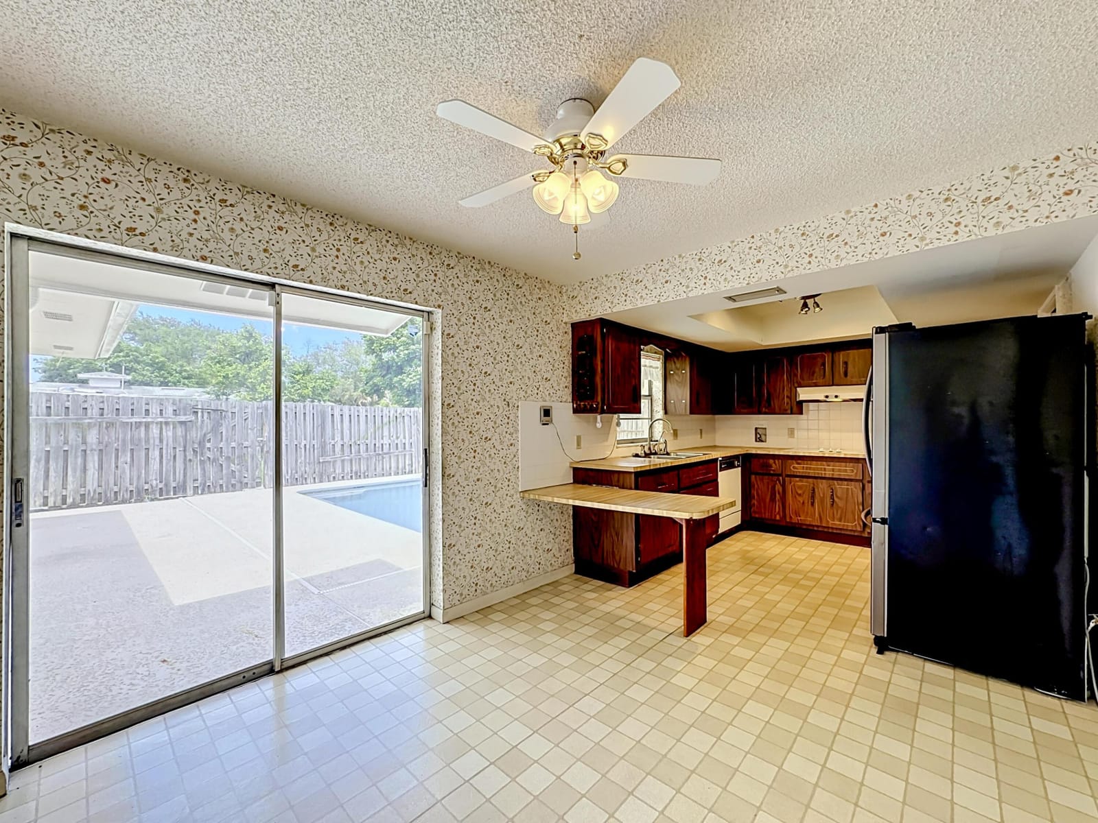 2402 Newport Drive, Fort Pierce, FL 34982 photo 22