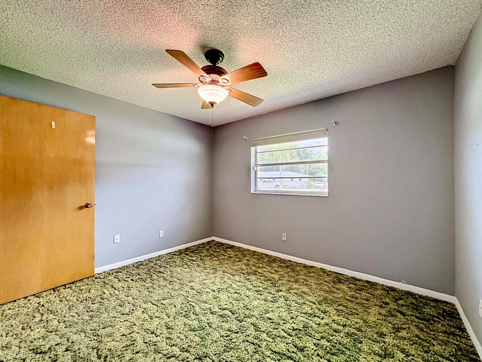 2402 Newport Drive, Fort Pierce, FL 34982 photo 27
