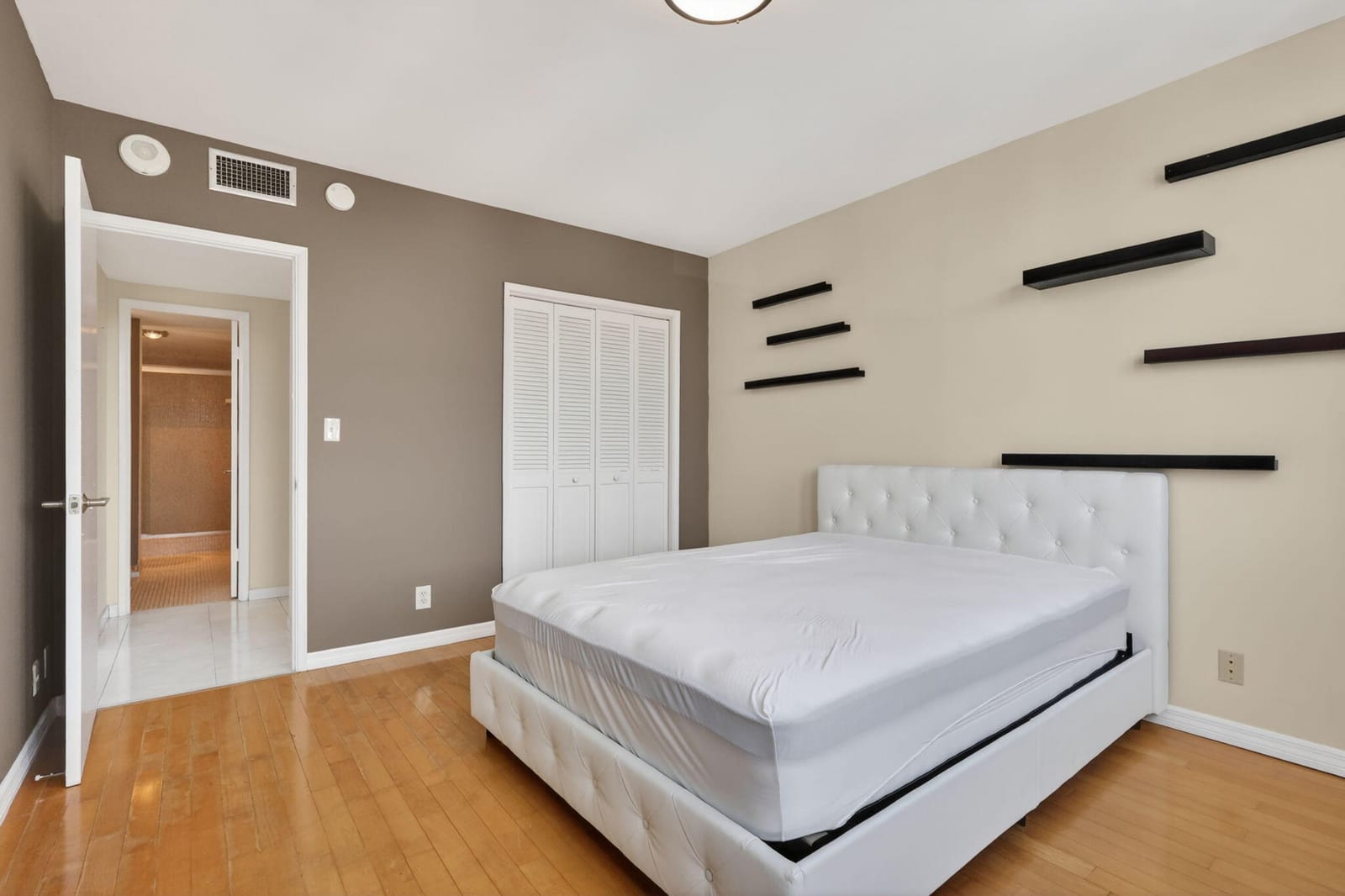 4330 Hillcrest Drive 302, Hollywood, FL 33021 photo 15