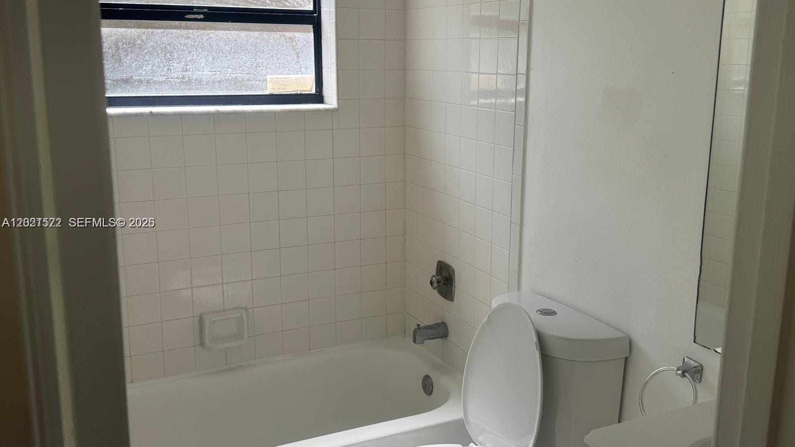 2715 W 66th Street 13-21 — photo 11