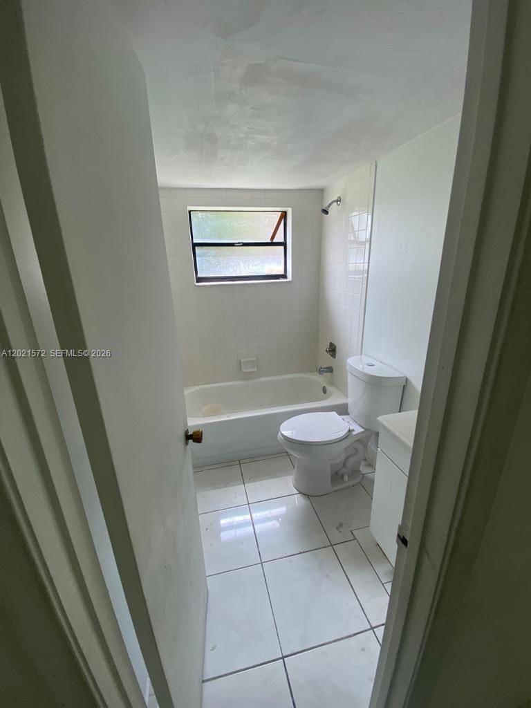 2715 W 66th Street 13-21, Hialeah, FL 33016 photo 19