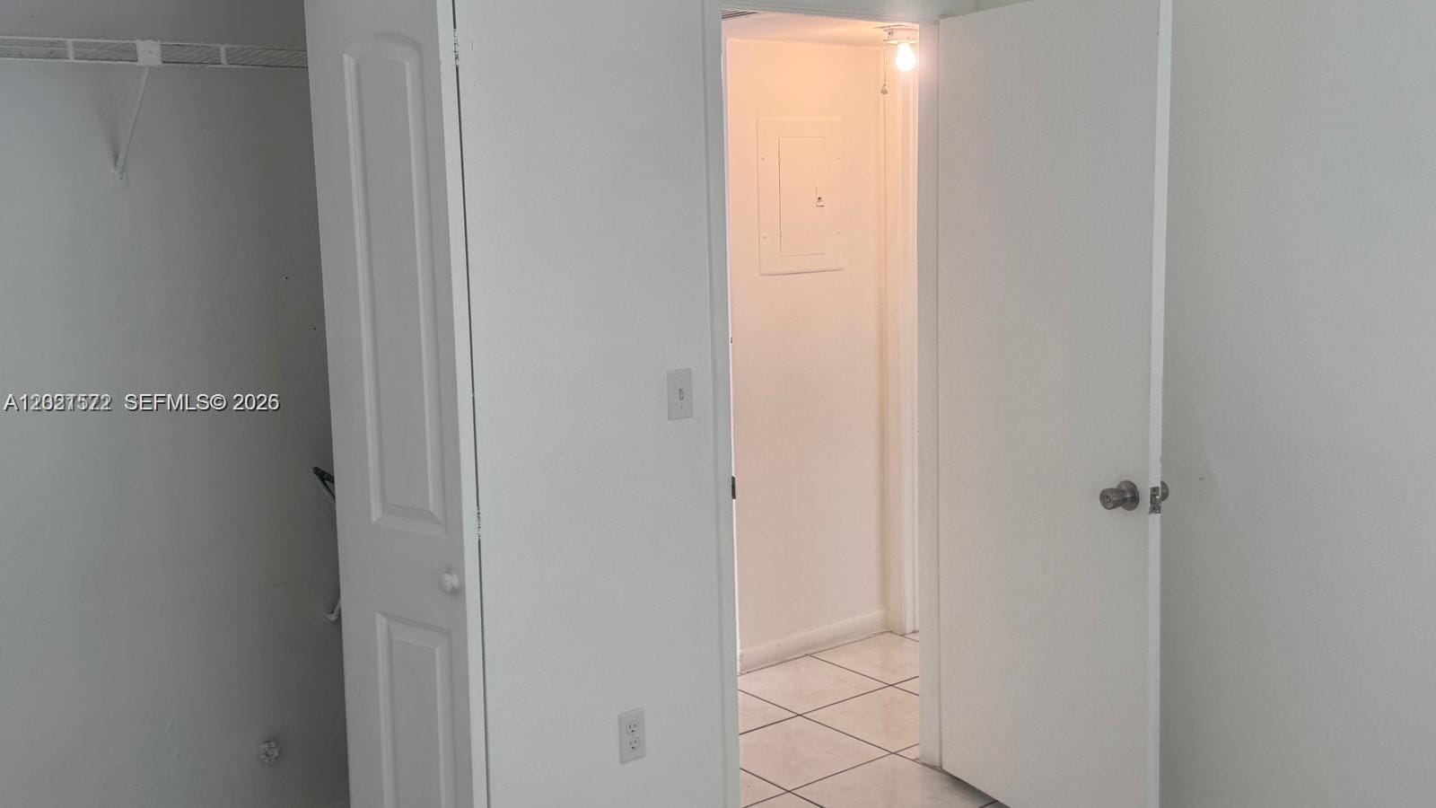 2715 W 66th Street 13-21 — photo 5