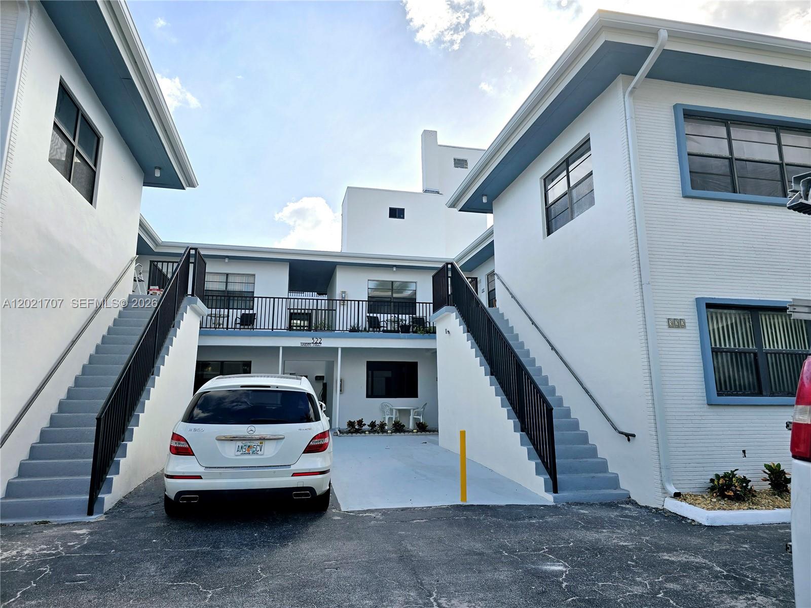 322 Harding Street B101, Hollywood, FL 33019, Hollywood