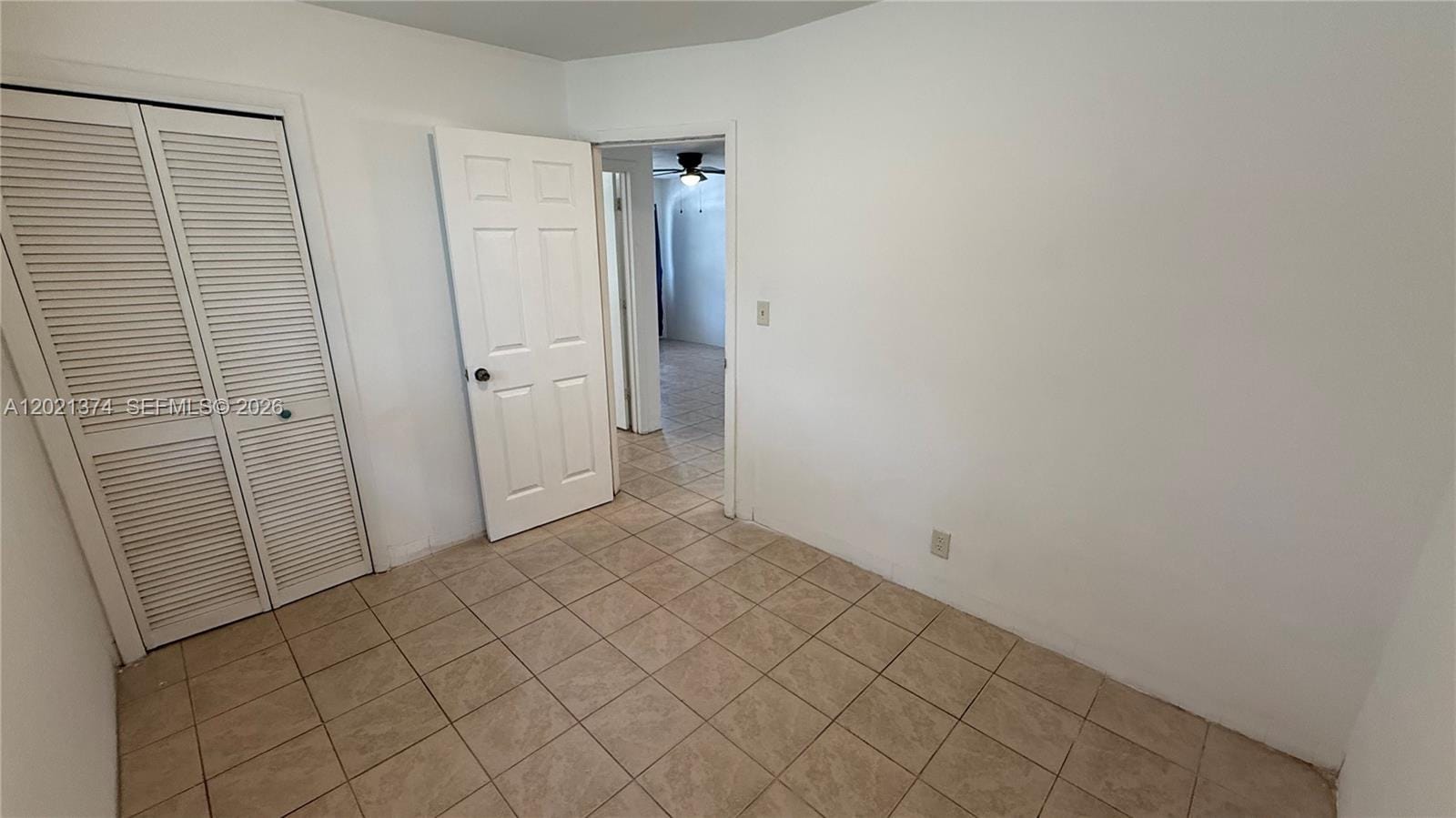 4940 SW 28th Terrace S — photo 8