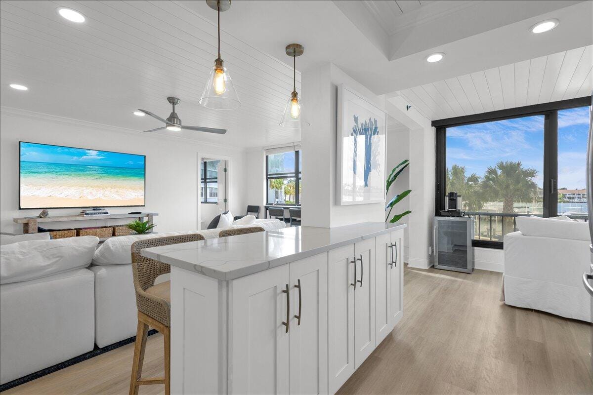 1648 Jupiter Cove Drive 210, Jupiter, FL 33469 photo 5