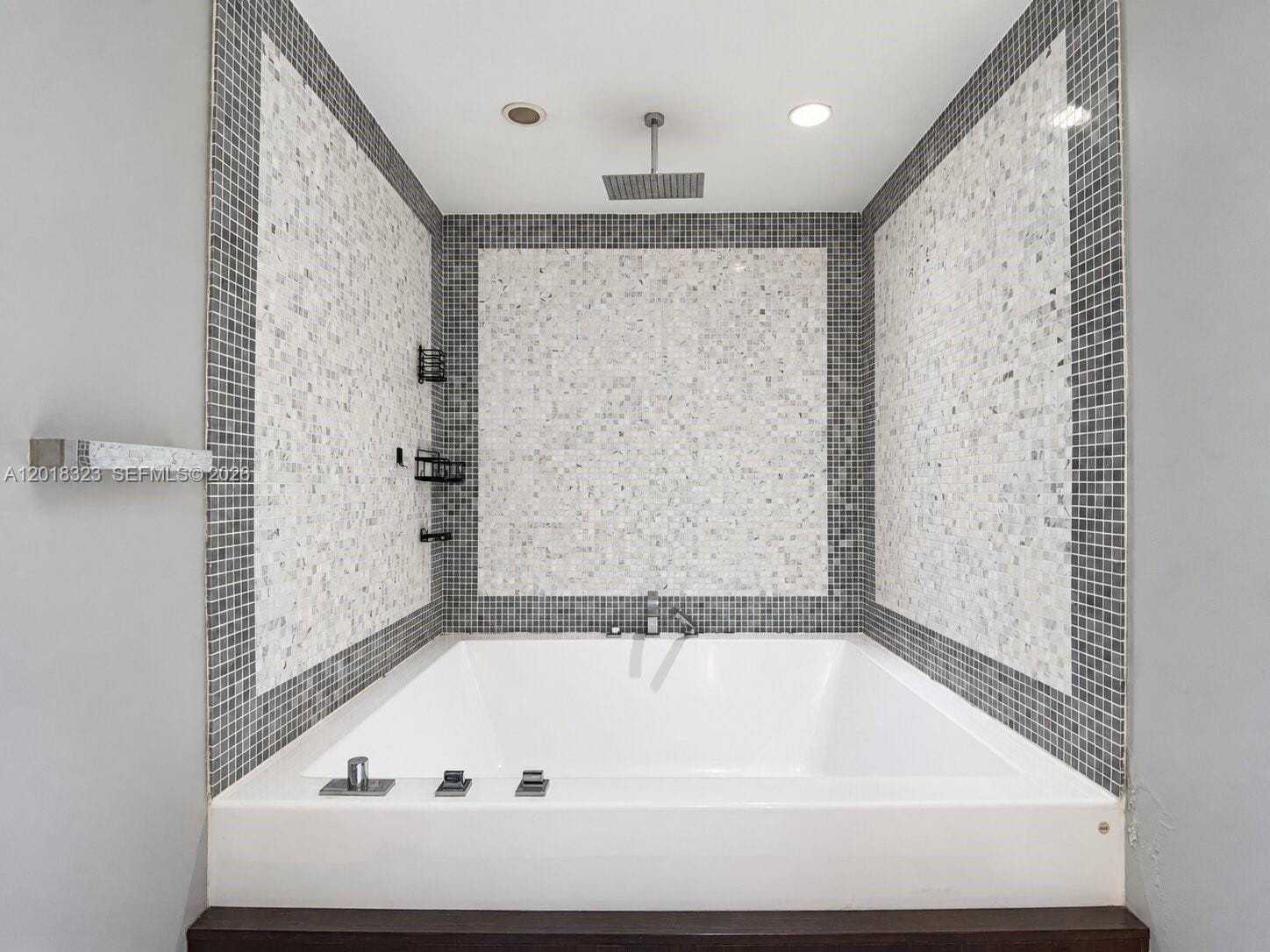 200 Biscayne Boulevard Way 4212 — photo 7