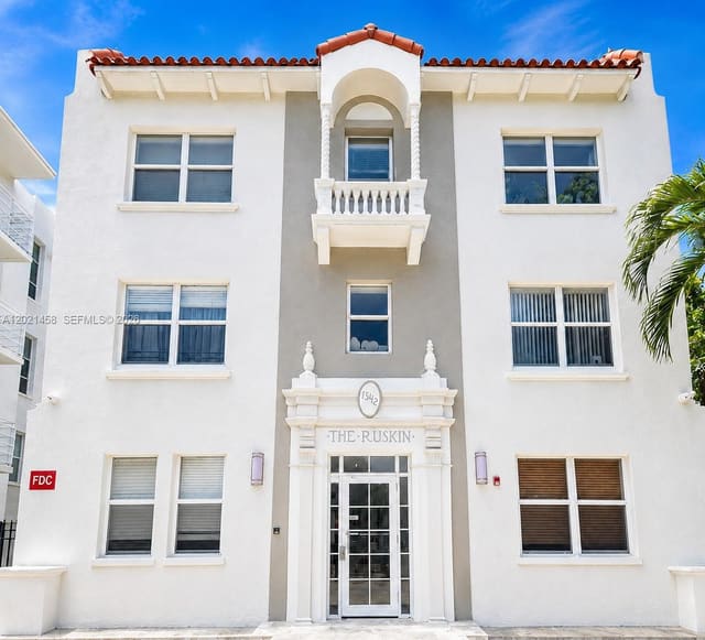 1542 Drexel Avenue 105, The Ruskin, Miami Beach, FL