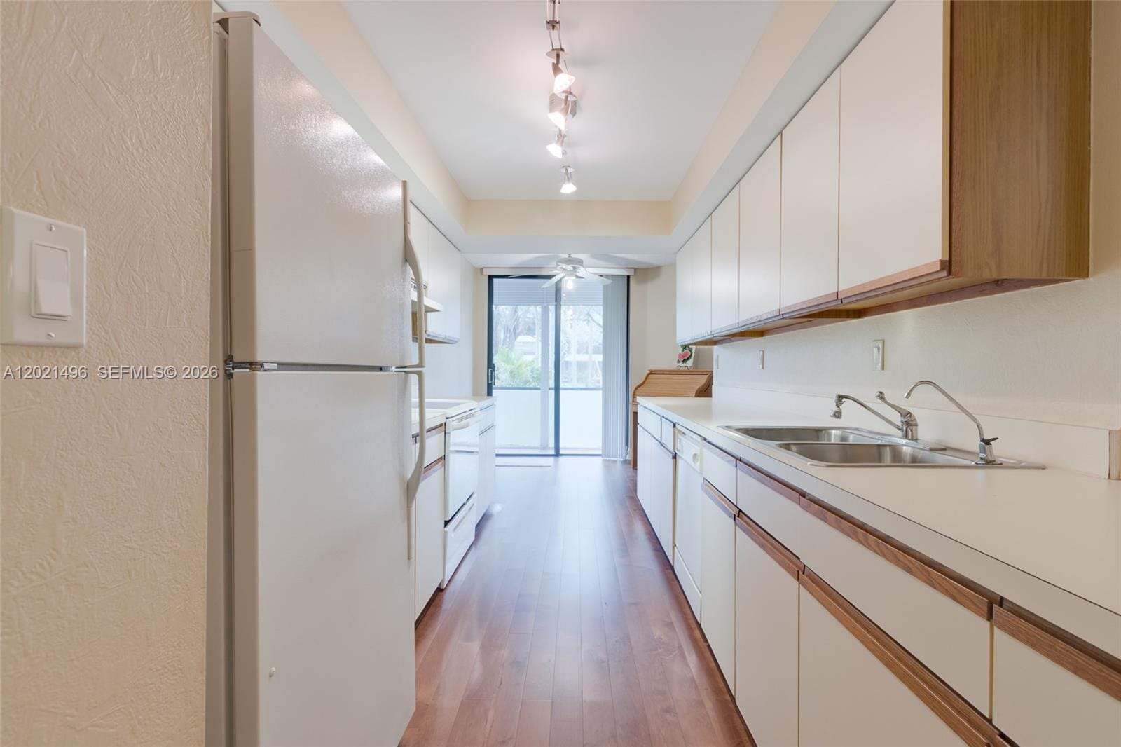 1420 Sheridan Street 3H, Hollywood, FL 33020 photo 7