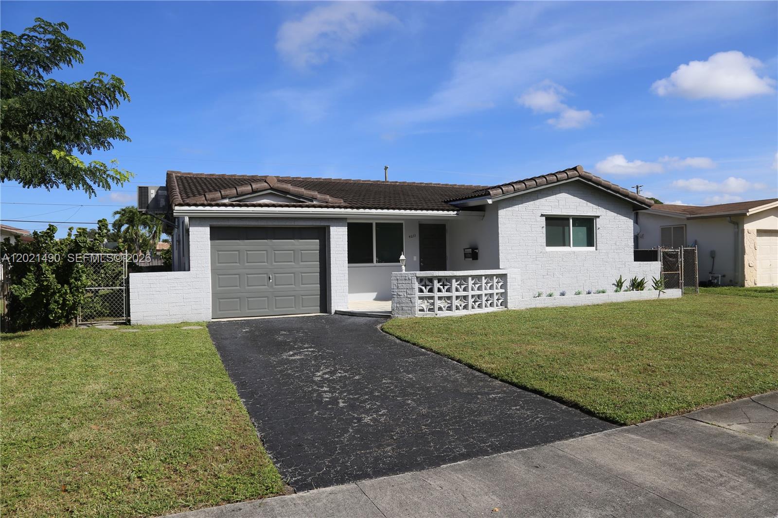 4233 Washington Street, Hollywood, FL 33021, Hollywood