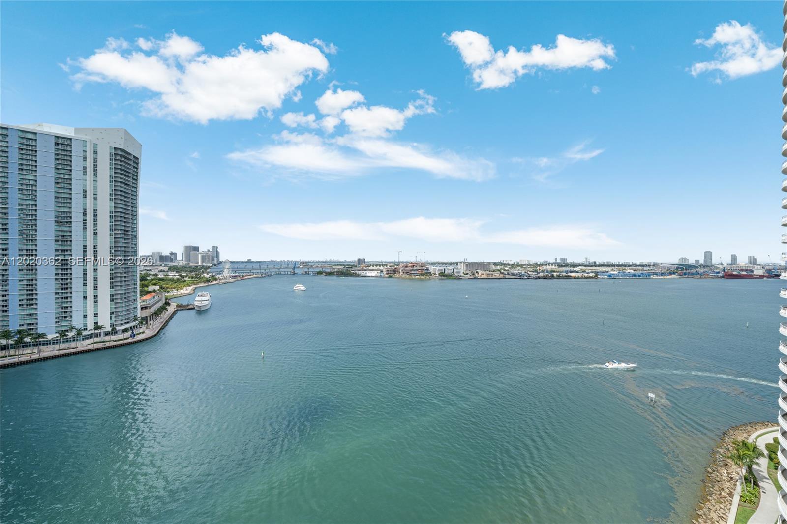 888 Brickell Key Drive 1612, Miami, FL 33131, Miami