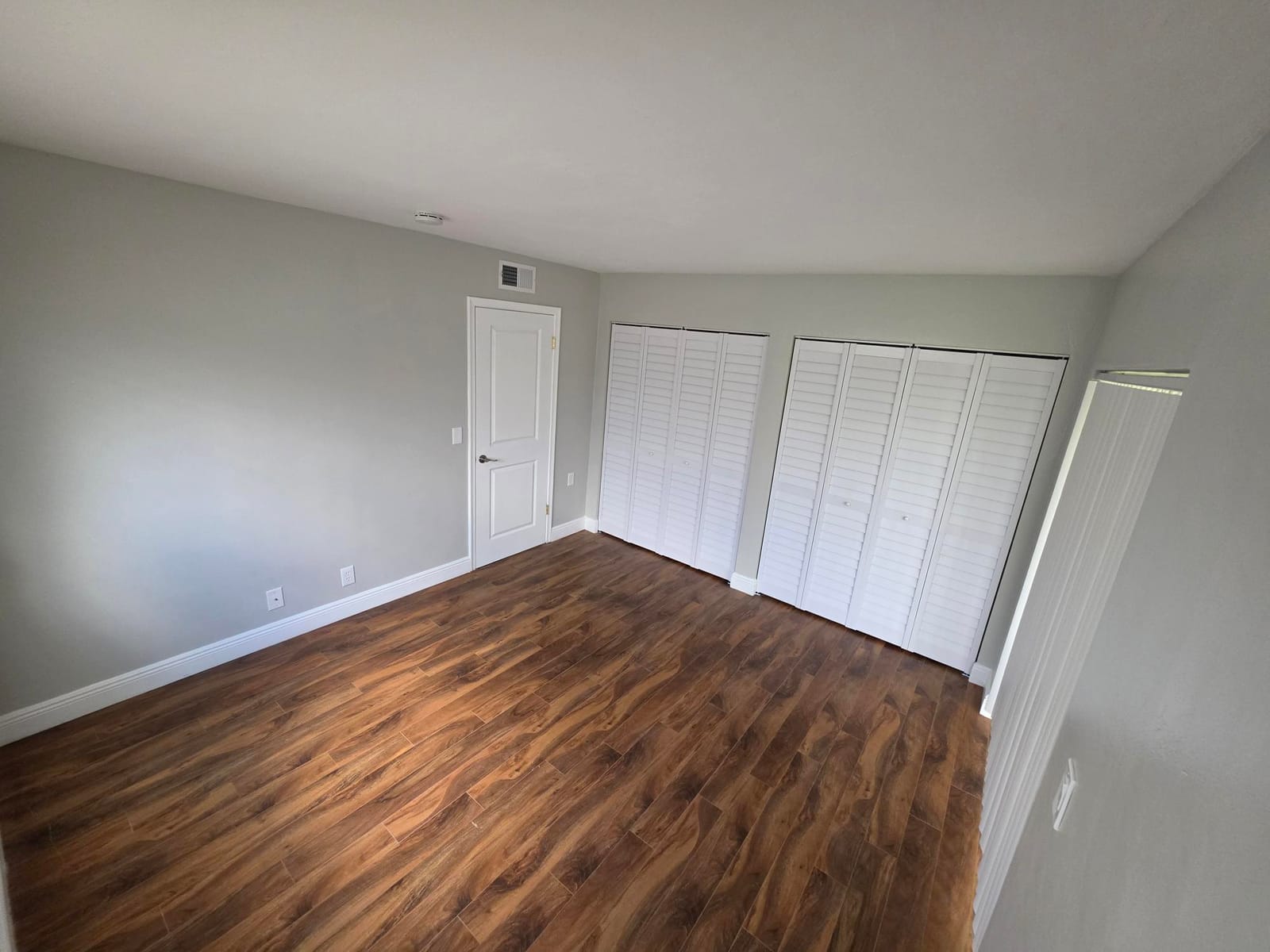 3320 Lake Osborne Drive 109 — photo 2