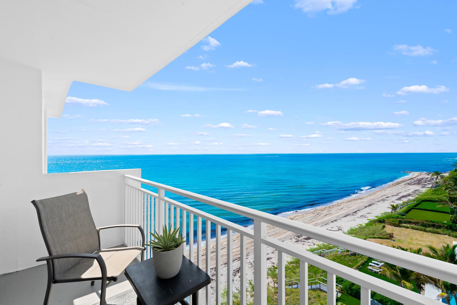 4511 S Ocean Boulevard 807, Highland Beach, FL 33487 photo 2