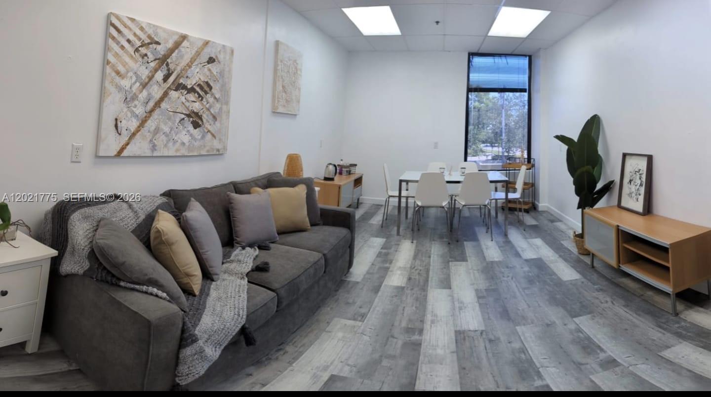 12550 Biscayne Boulevard 220, North Miami, FL 33181, North Miami