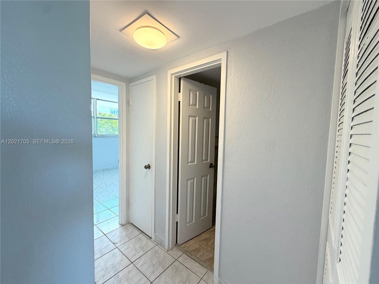 3660 NE 166th Street 414 — photo 4