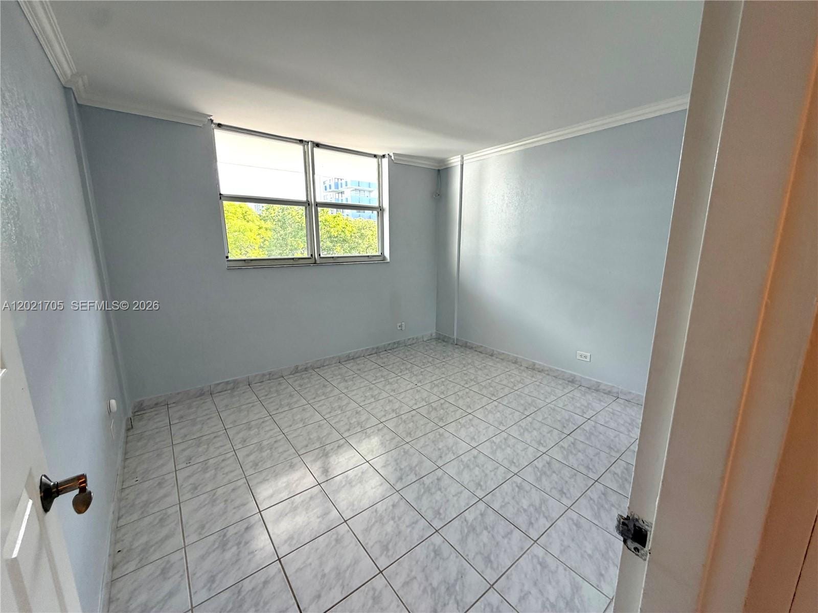 3660 NE 166th Street 414 — photo 5