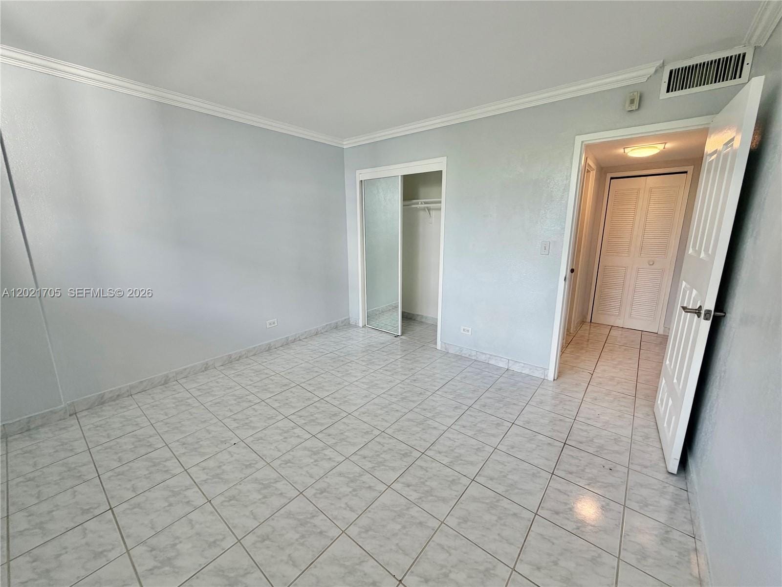 3660 NE 166th Street 414 — photo 6