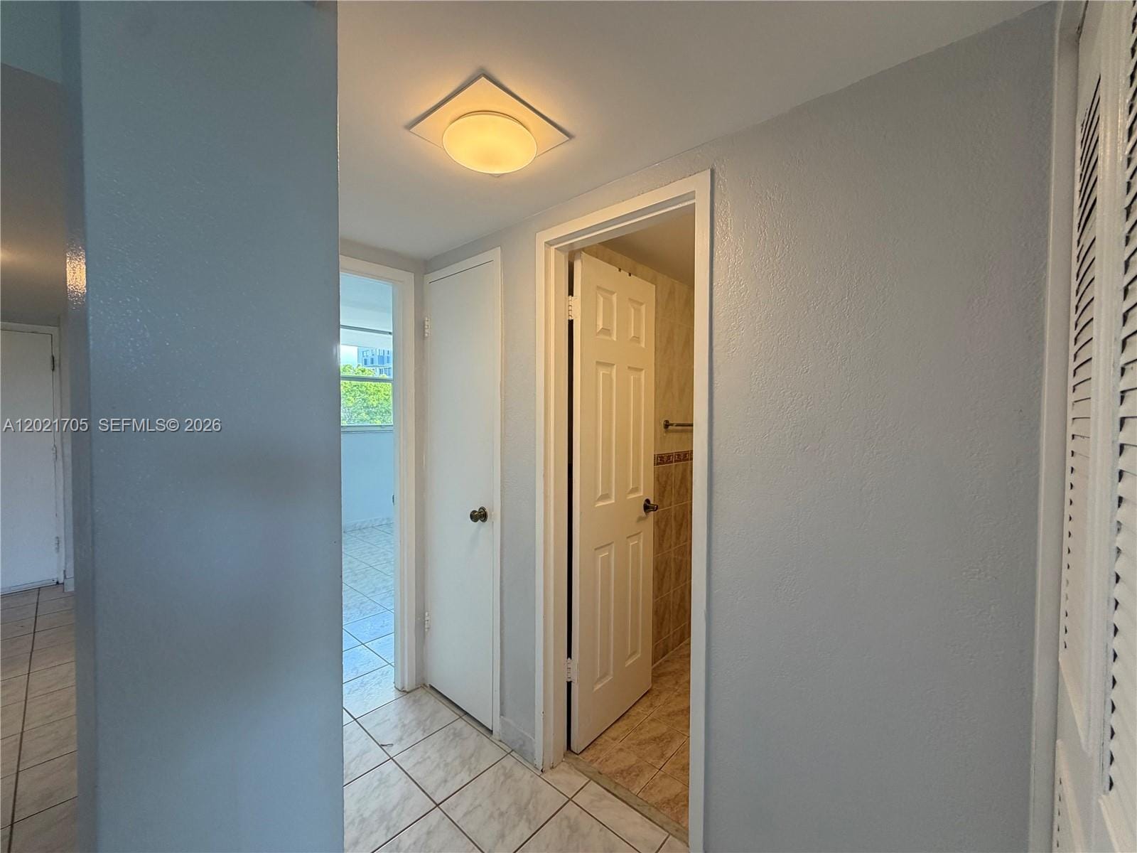 3660 NE 166th Street 414 — photo 8