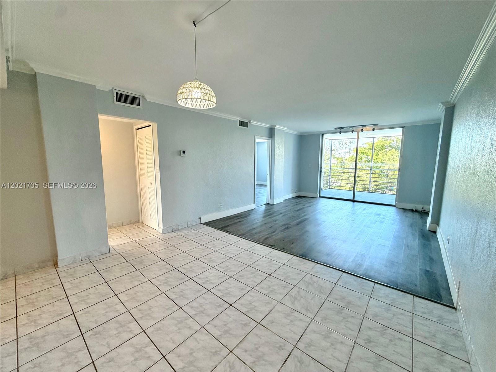 3660 NE 166th Street 414 — photo 9