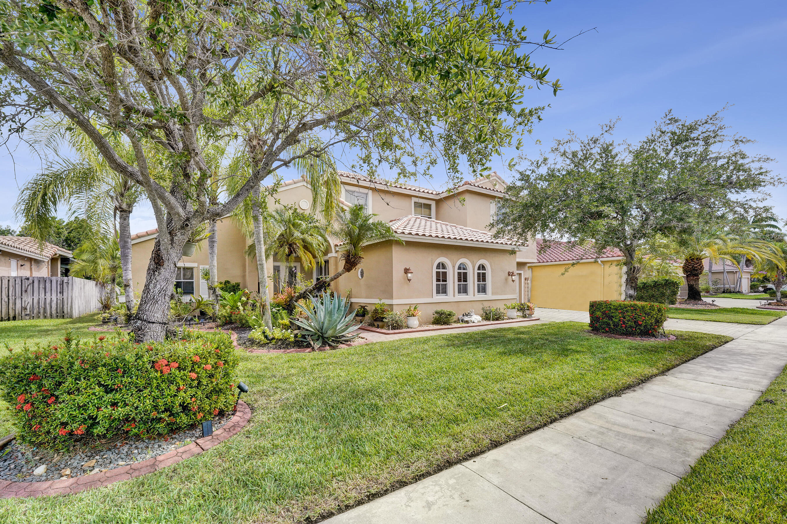 18623 SW 7th Street, Pembroke Pines, FL 33029, Pembroke Pines