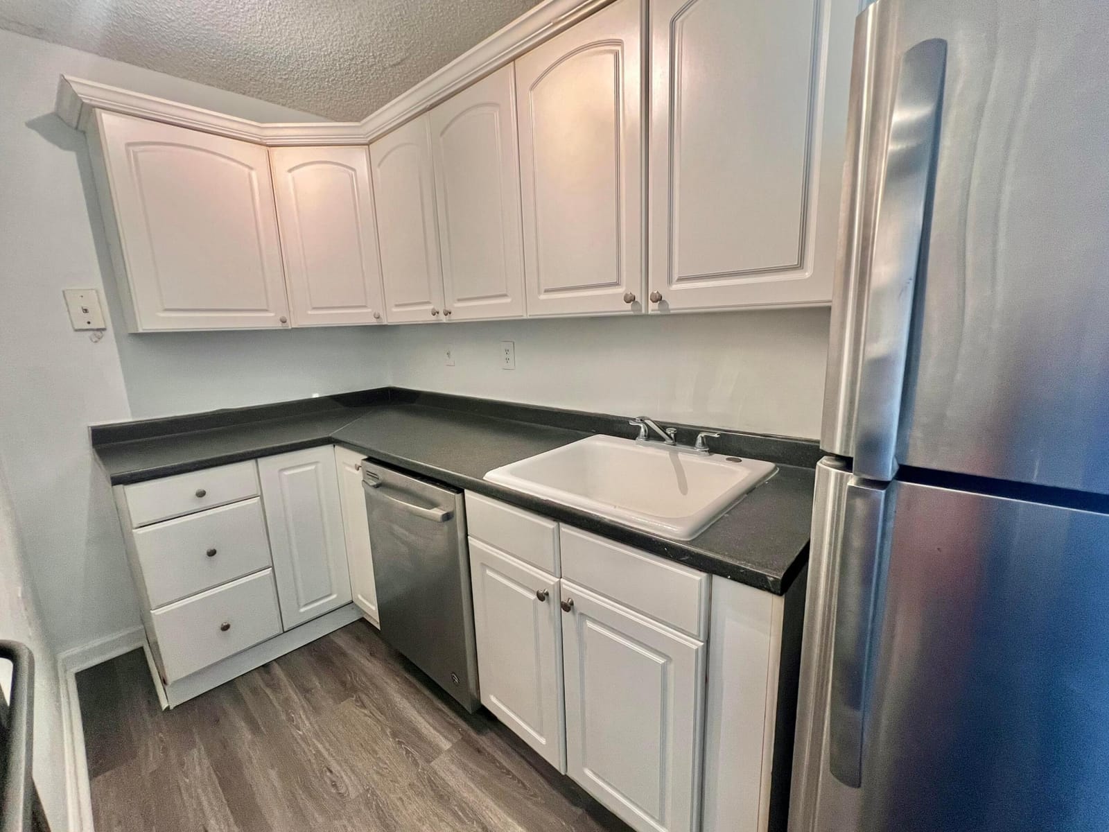 1215 N Benoist Farms Road 203 — photo 7