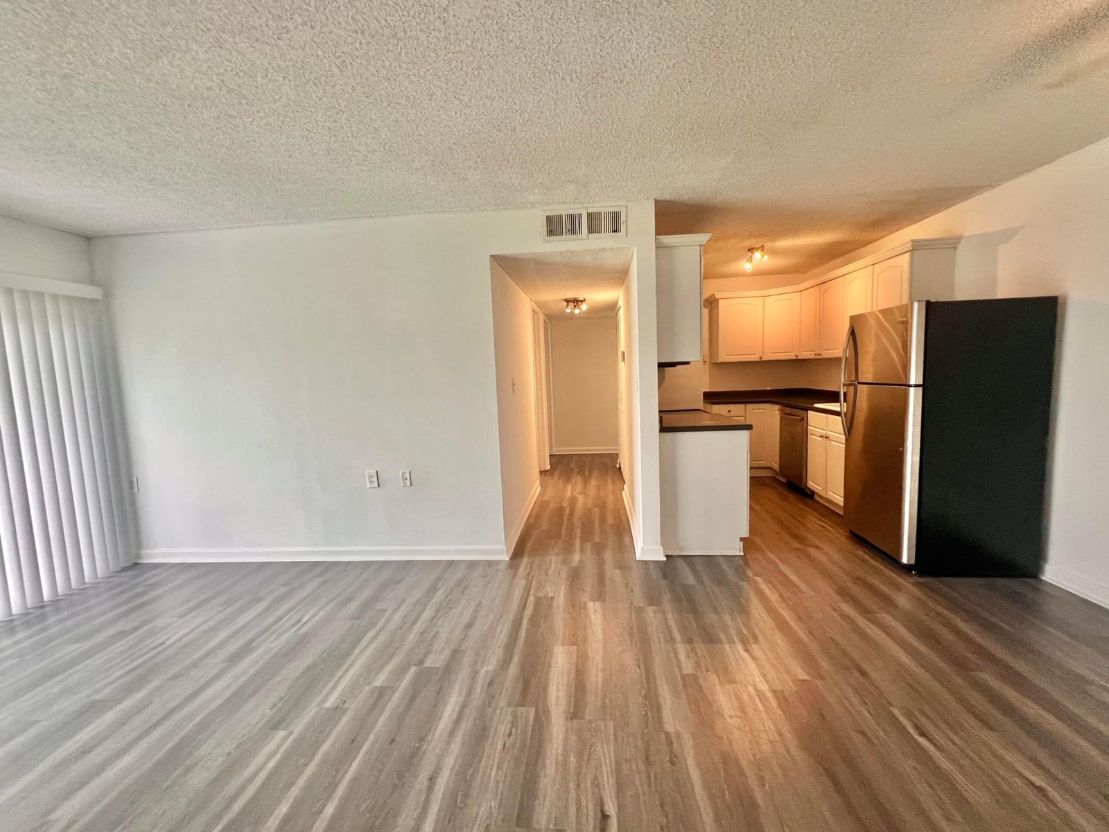 1215 N Benoist Farms Road 203 — photo 8