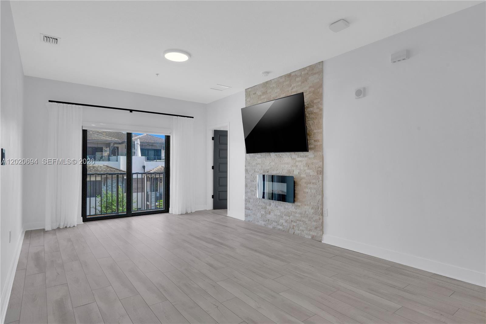 4740 NW 84th Court 38 — photo 10