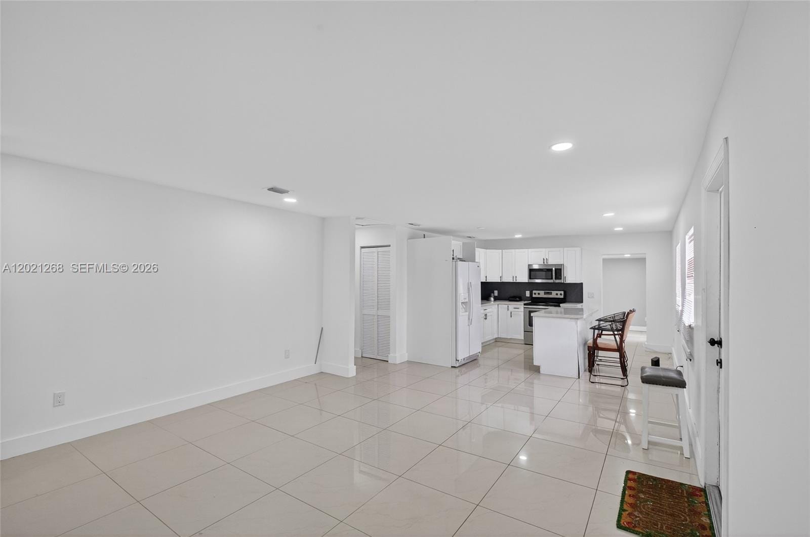 8224 NW 1st Place, Miami, FL 33150 photo 4