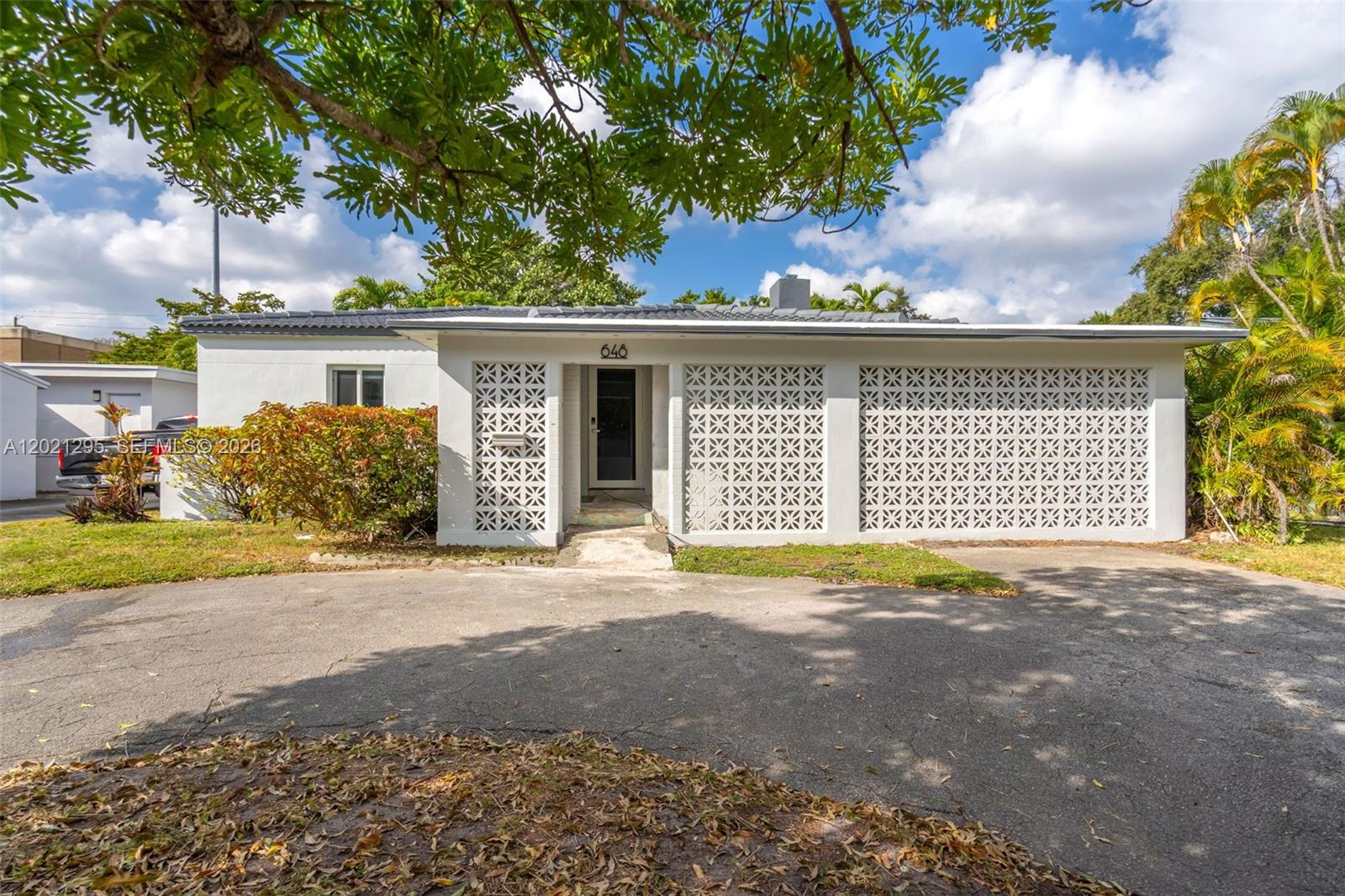 648 South Drive, Miami Springs, FL 33166, Miami Springs