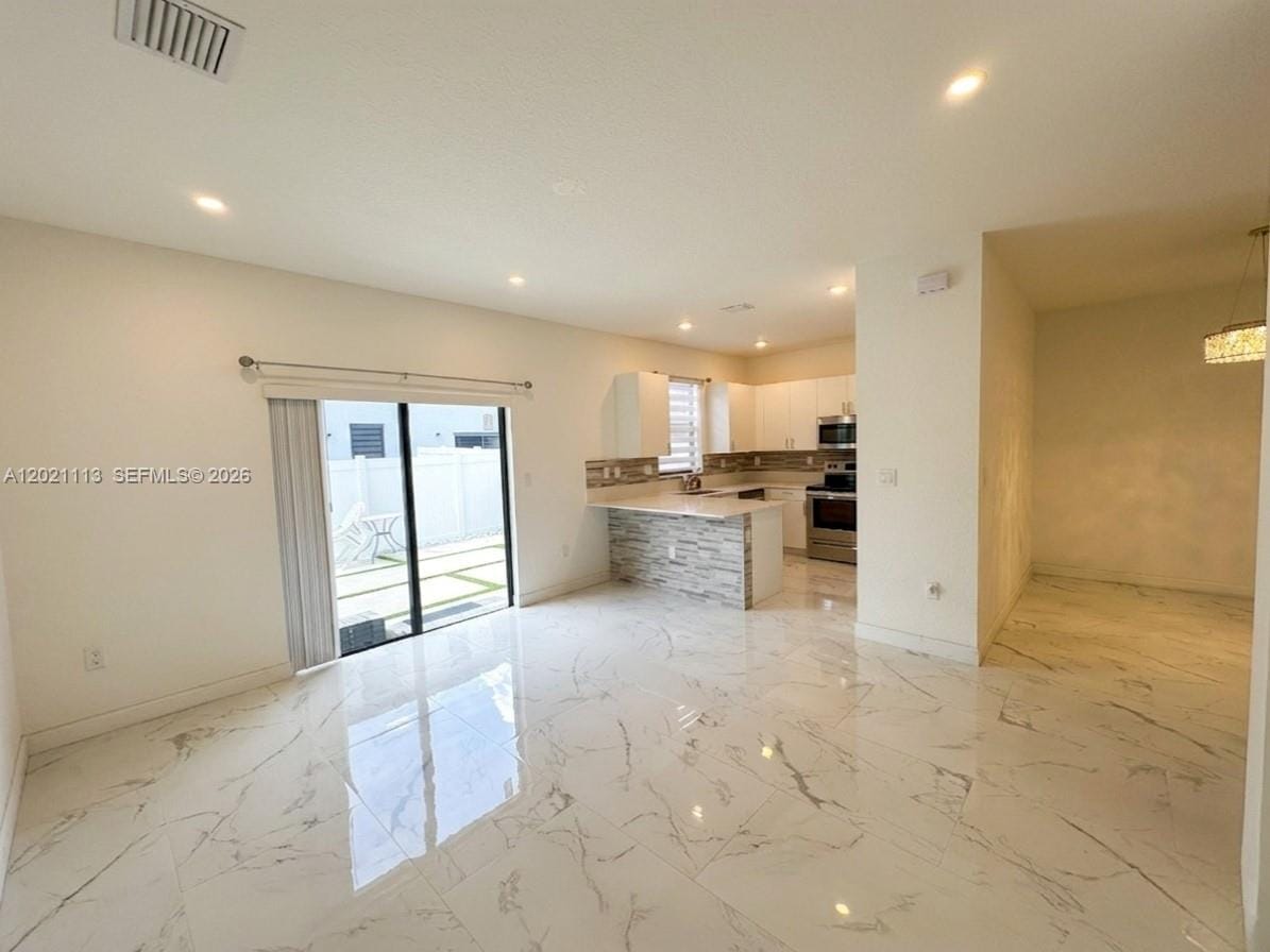 20352 NW 6th Avenue, Miami Gardens, FL 33169 photo 4