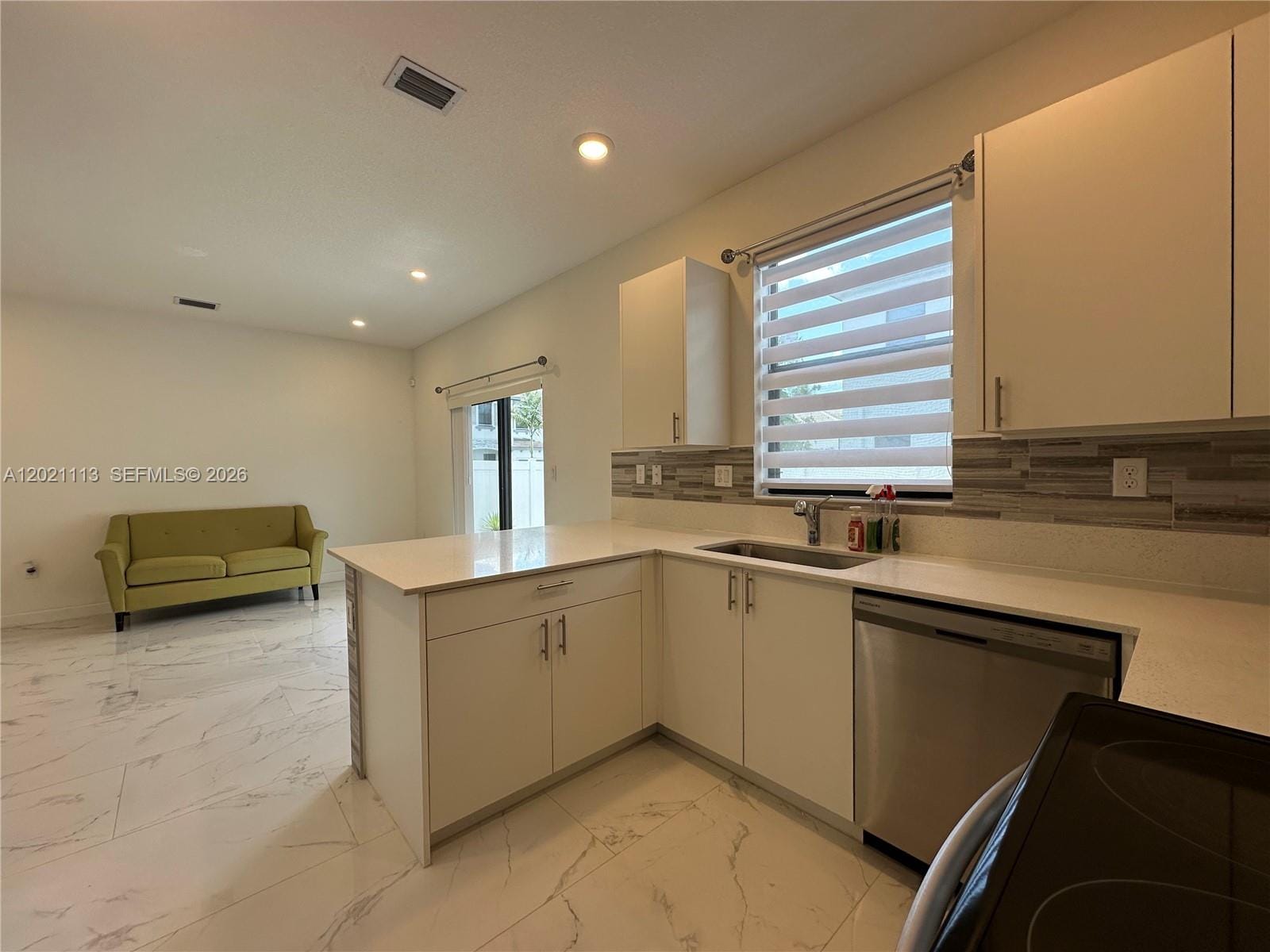 20352 NW 6th Avenue, Miami Gardens, FL 33169 photo 9