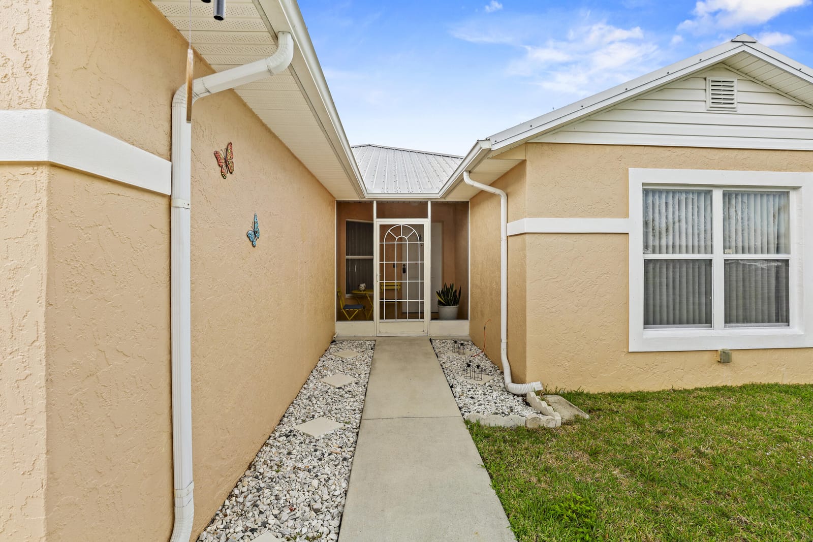 6648 Gaviota — photo 4