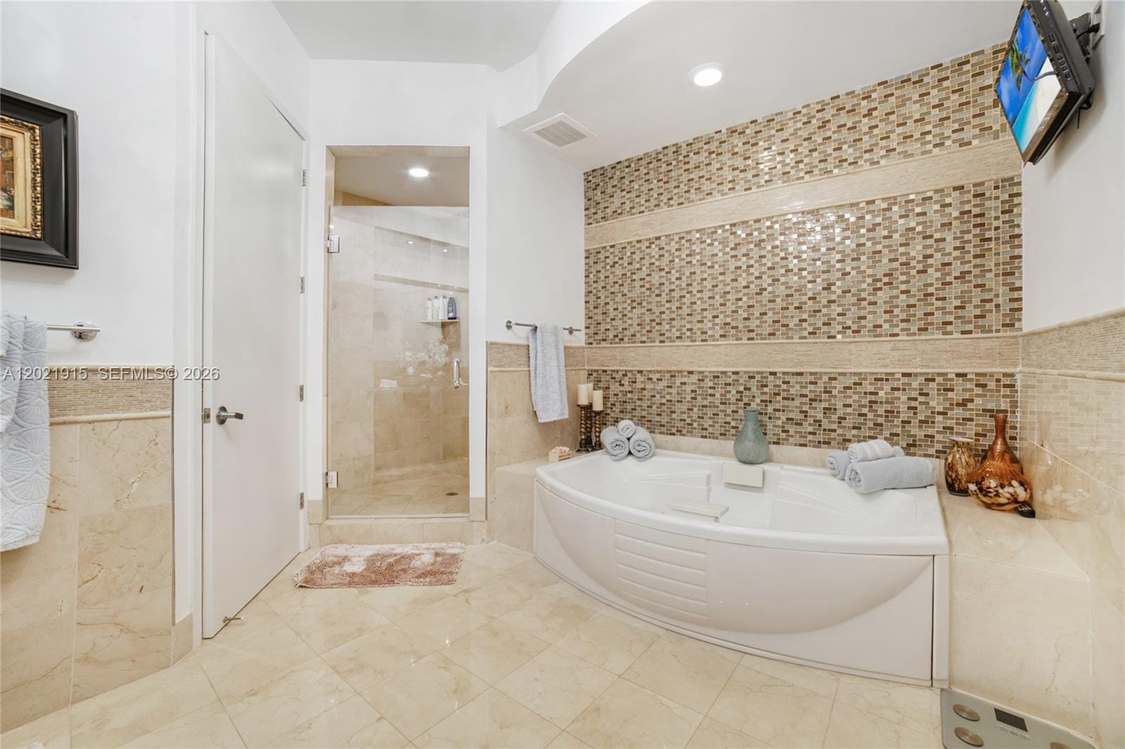 18101 Collins Avenue 1906 — photo 11