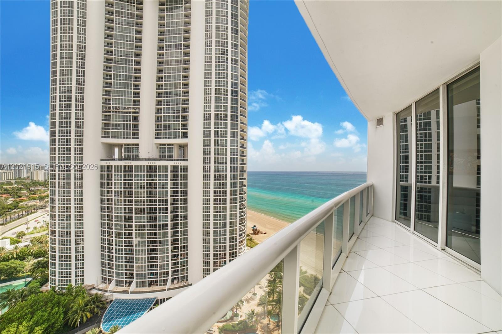 18101 Collins Avenue 1906, Sunny Isles Beach, FL 33160 photo 16